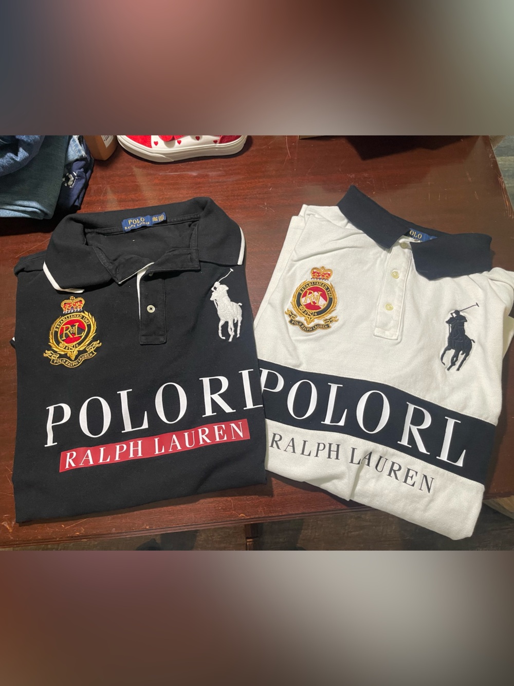 2 men’s Polos, 2XLT